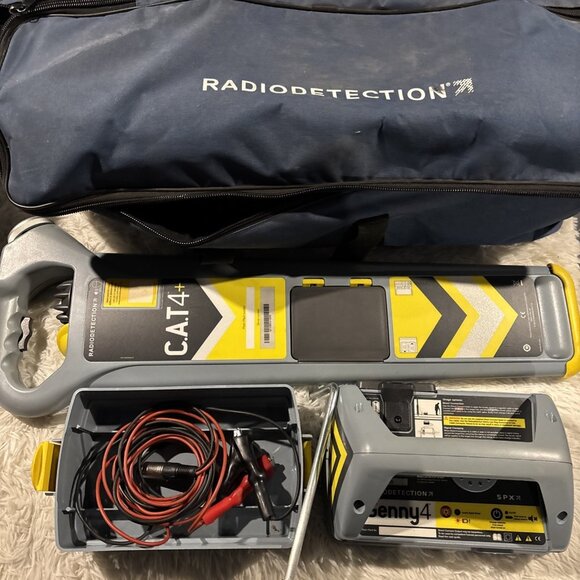 Radiodetection SPX CAT 4+ Locator w/ Genny4 Transmitter w/ Clamp - Picture 1 of 11